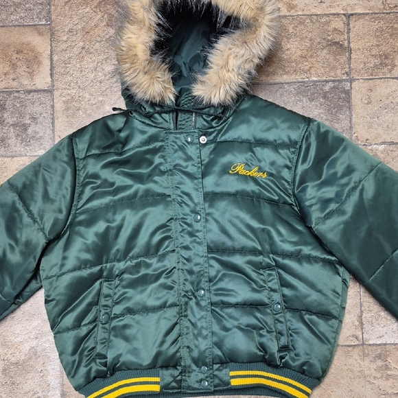Womens NFL Green Bay Packer Shiny Green Puffer Winter Jacket Size Large - Picture 1 of 7